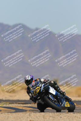 media/Mar-22-2025-CVMA (Sat) [[462c0ffedb]]/Race 13-Amateur Supersport Middleweight/